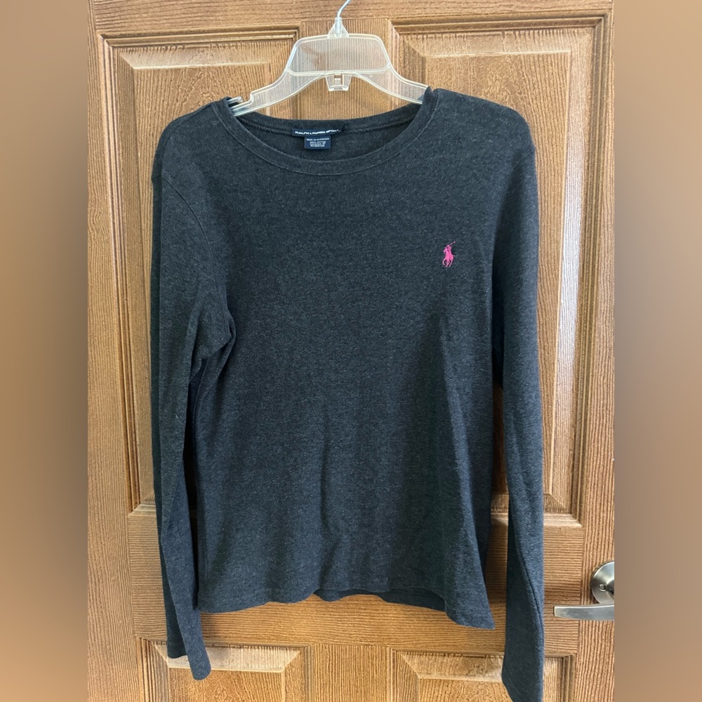 Women’s Ralph Lauren L/S shirt. Great for layering!